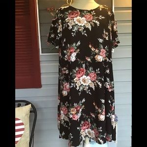 Women’s size 1X short sleeve dress